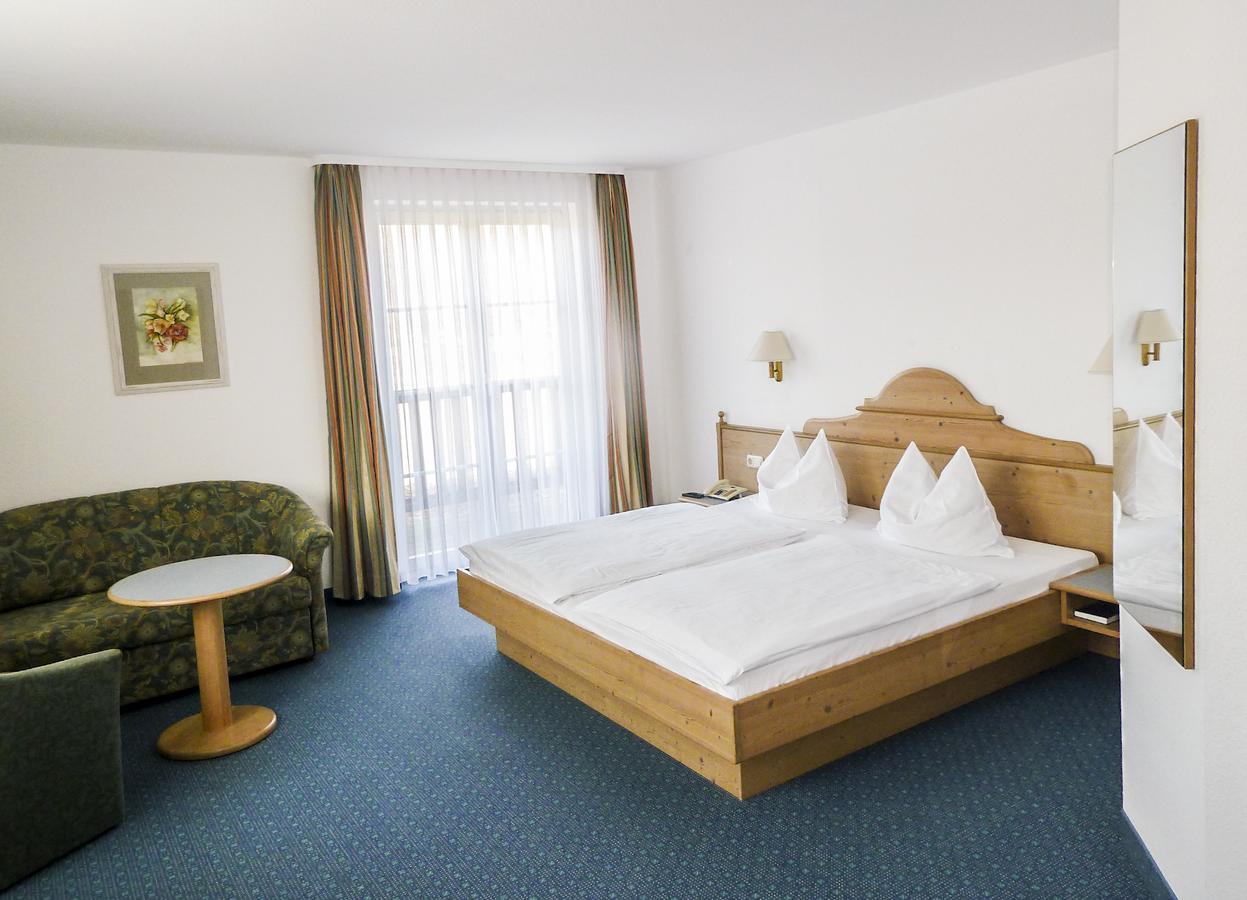 Hotel Zur Werra Schmalkalden Buitenkant foto